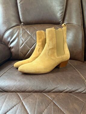 CLOSED Suede Chelsea Ankle Boots- Made in Italy